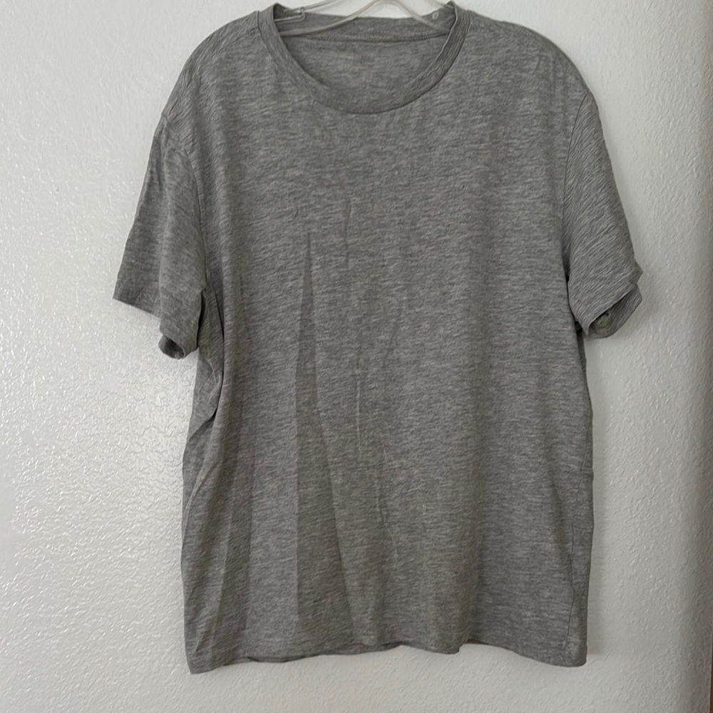 H&M Gray Short Sleeve Tee Classic Crew Neck